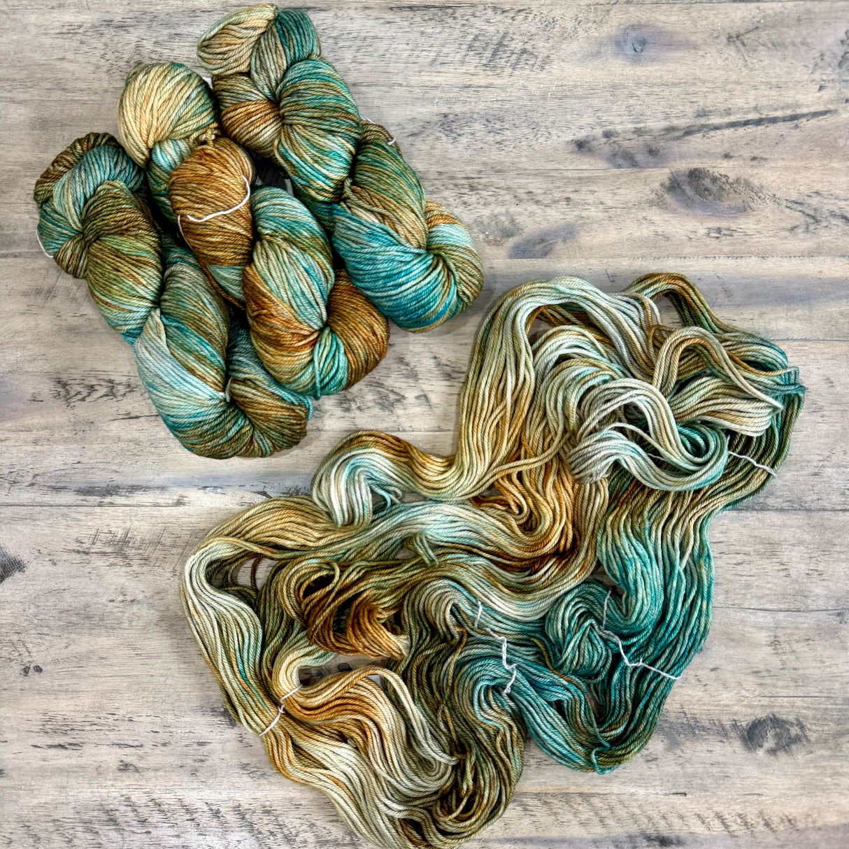 Malabrigo Rios | Orillas del Lago | Exclusive Southpaw Color