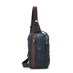 della Q | Maker's Mini Messenger Bag