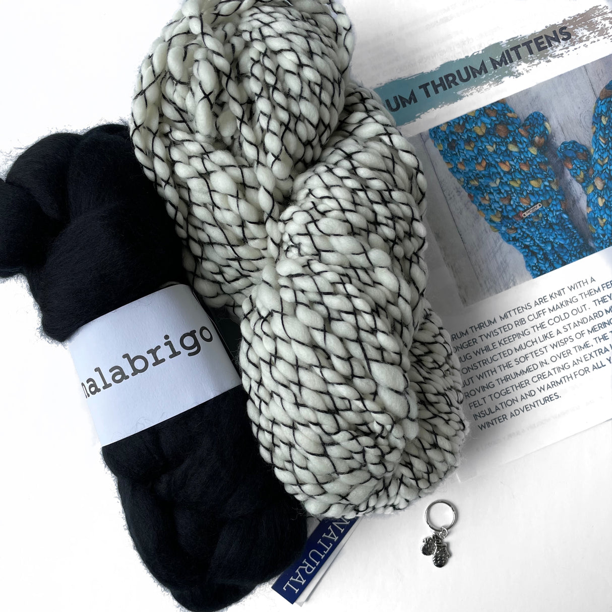 ThrumThrum Mittens Kit