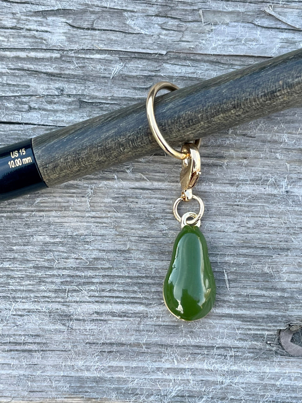 Southpaw Stitch Markers | Avocado Gold