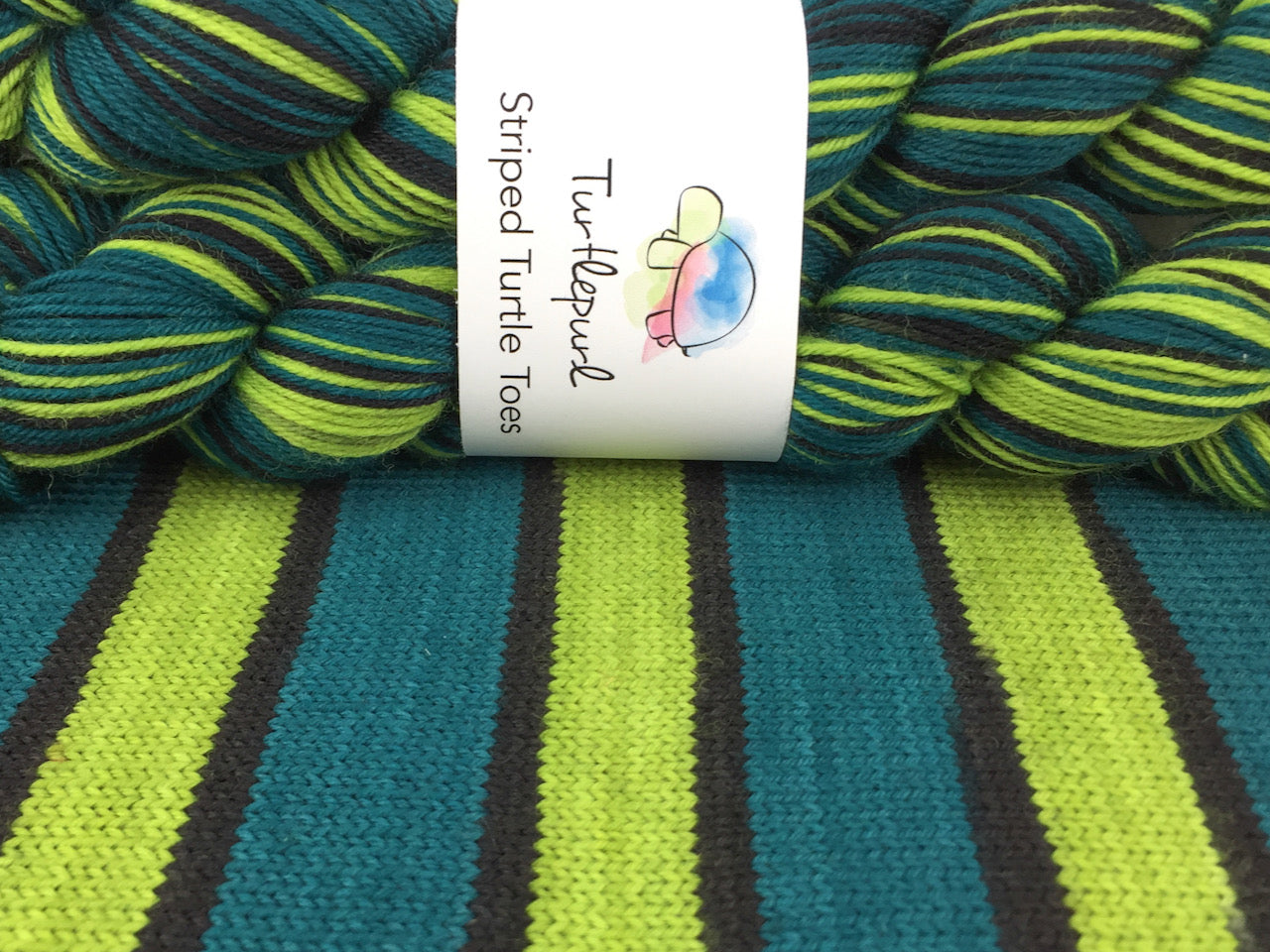 Turtlepurl Yarns | Self-striping Sock yarn | Absinthe