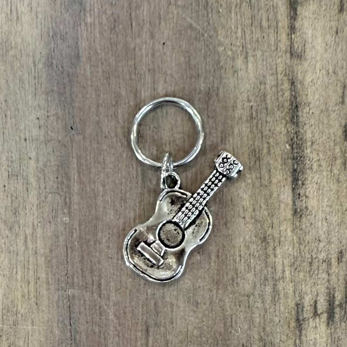 Southpaw Stitch Markers | Guitar