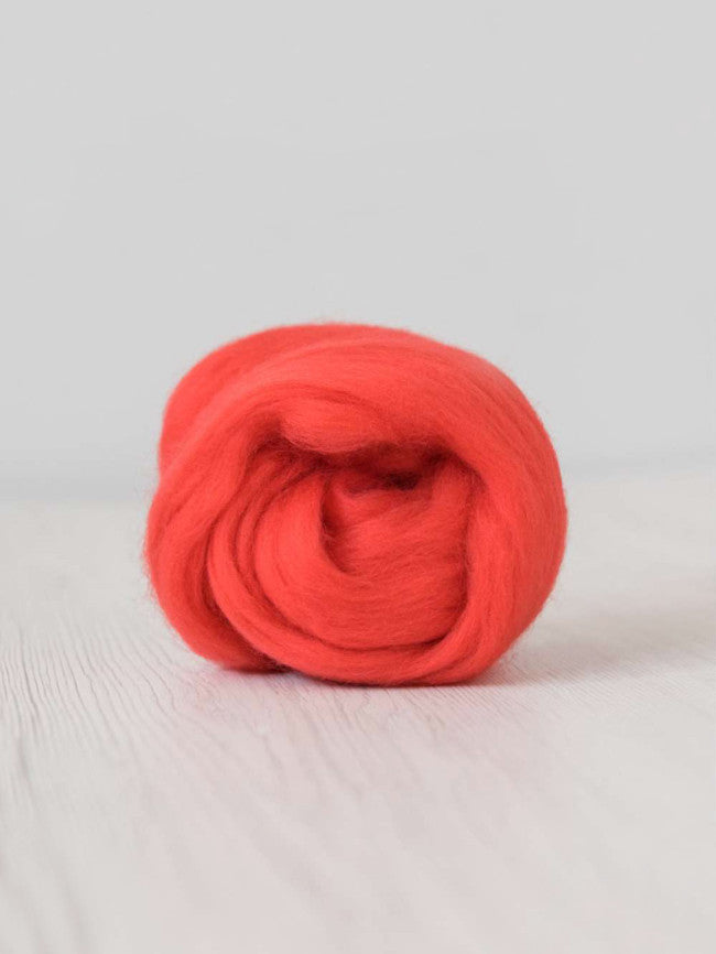 Dyeing House Gallery | Wool Roving 50g | Chinese Lacquer