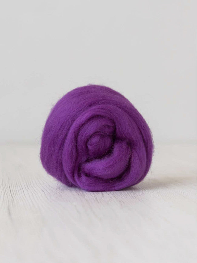 Dyeing House Gallery | Wool Roving 50g  | Theatre