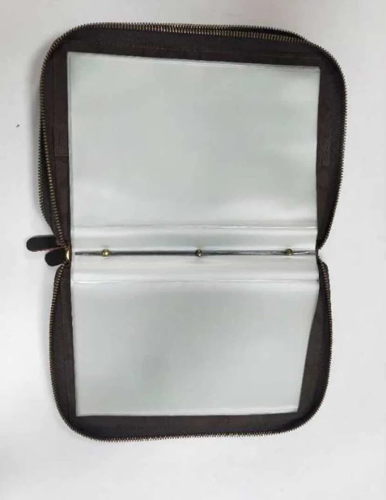 della Q | Maker's Canvas Portfolio