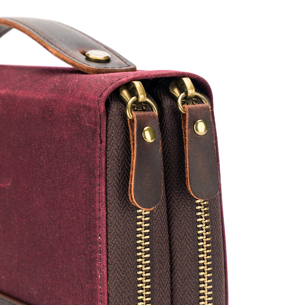 della Q | Maker's Canvas Portfolio