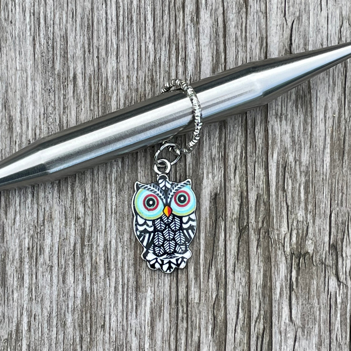 Southpaw Stitch Markers | Owly