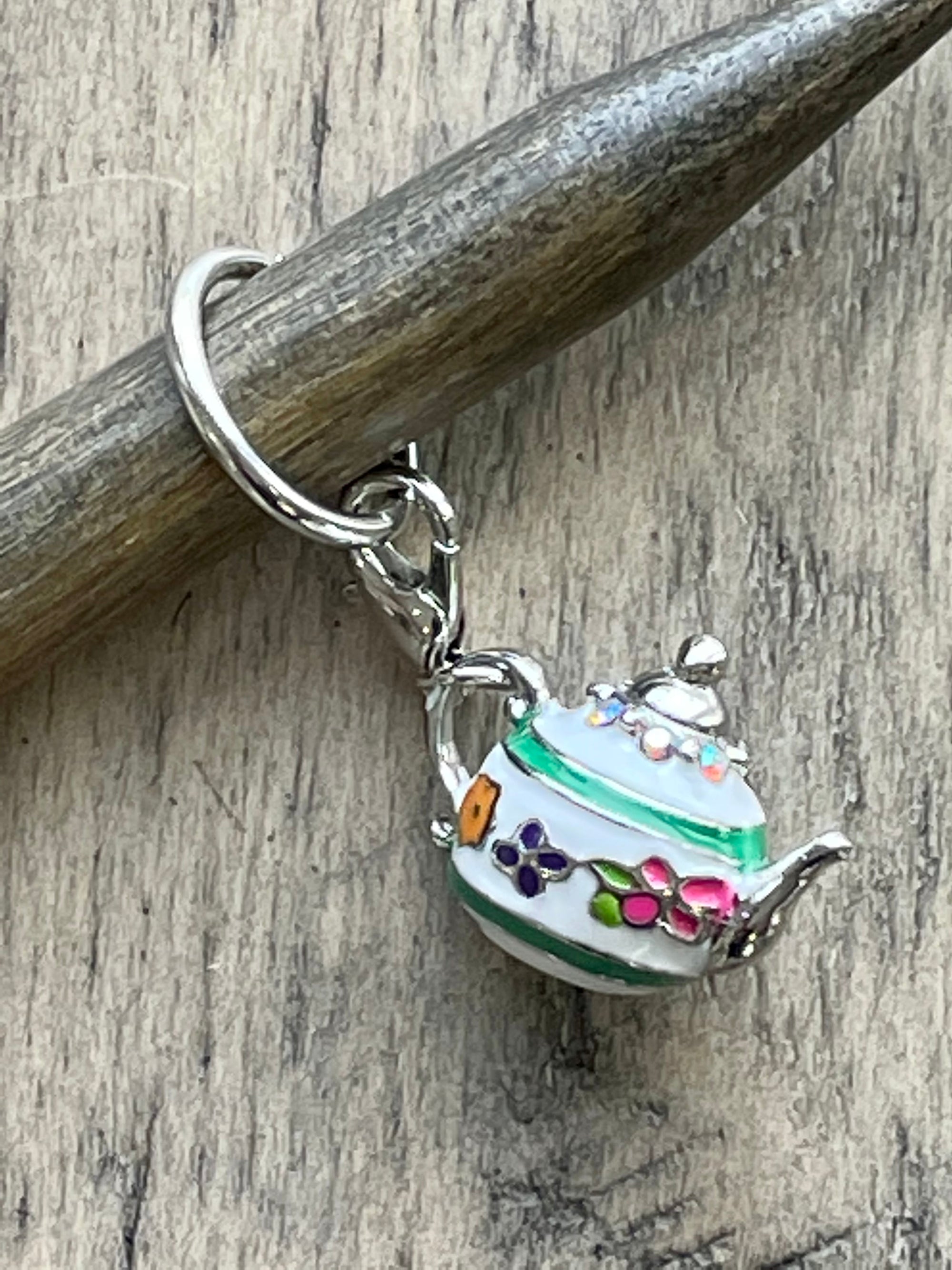 Southpaw Stitch Markers | Tea Time